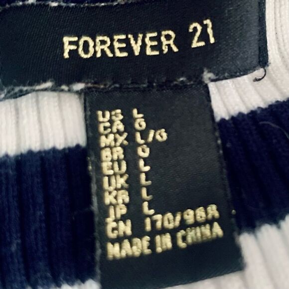 Forever 21 Navy Blue & White Striped Knit Varsity Sweater Size Large - Picture 7 of 7